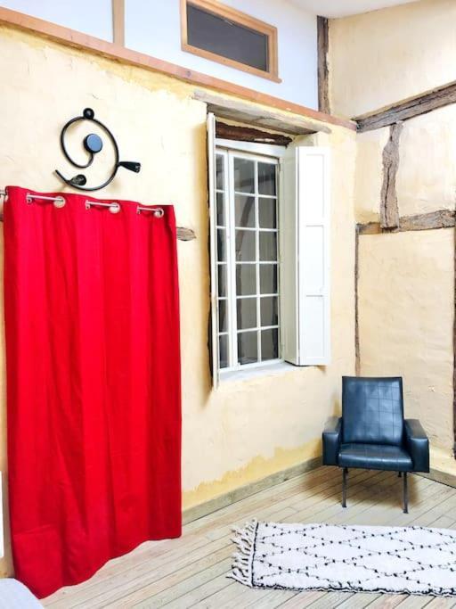 Maison A Colombage Garage Bureau Centre Village Francescas Экстерьер фото